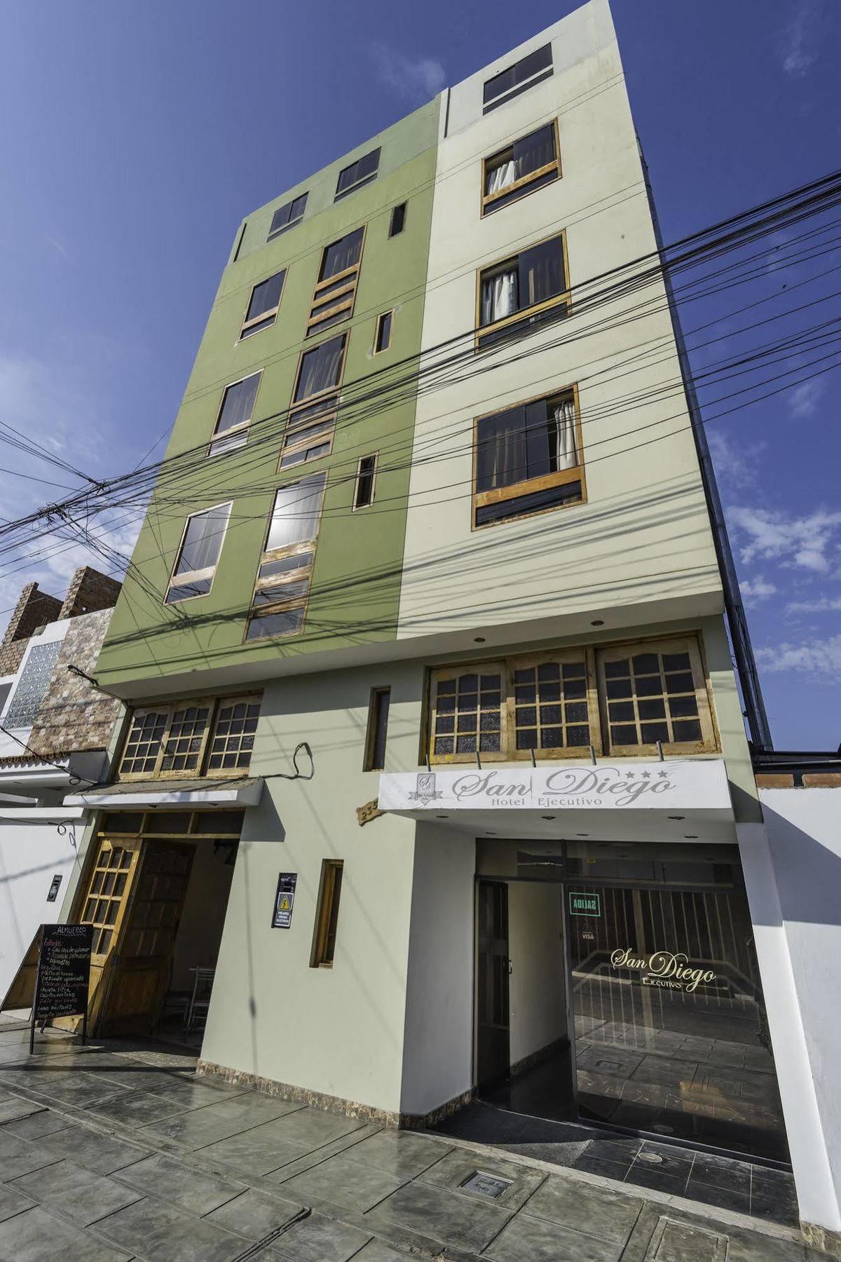 Hotel Ejecutivo San Diego Trujillo Exteriör bild